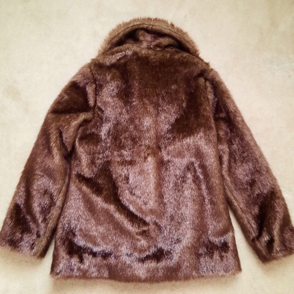 Boutique Forever 21 faux fur jacket - Picture 2 of 4
